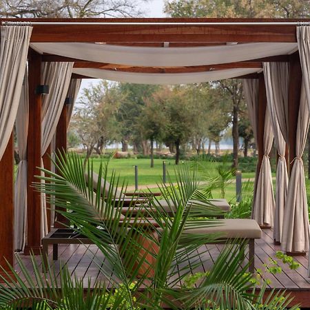Radisson Blu Mosi-Oa-Tunya Livingstone Resort Exteriér fotografie